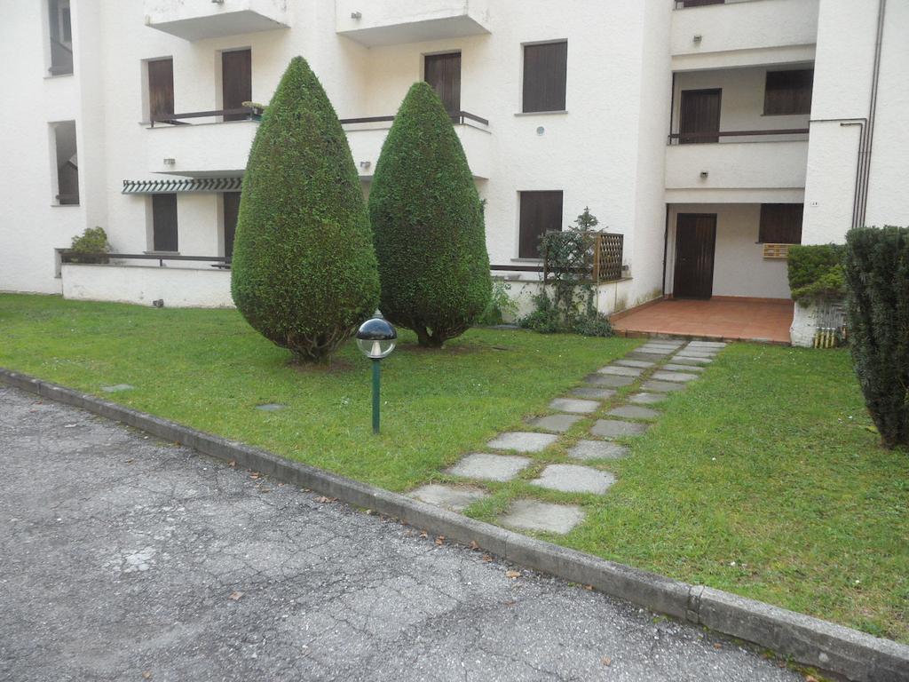 Valsassina Rent Apartamento Introbio Exterior foto