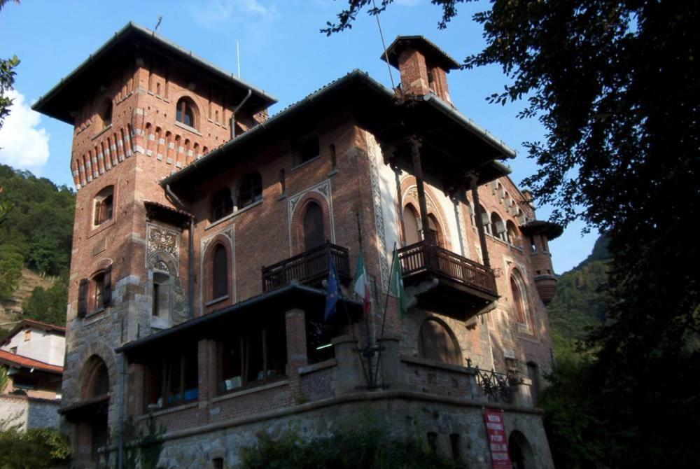 Valsassina Rent Apartamento Introbio Exterior foto
